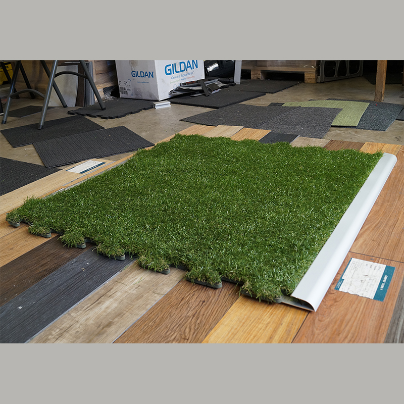  exhibition-carpet-tiles product-details Artificial-Grass-Tile-Edging-3.3-Metre-Length-$66.00Ea-model-xct-1083Artificial-grass-tile-with-edging-WS