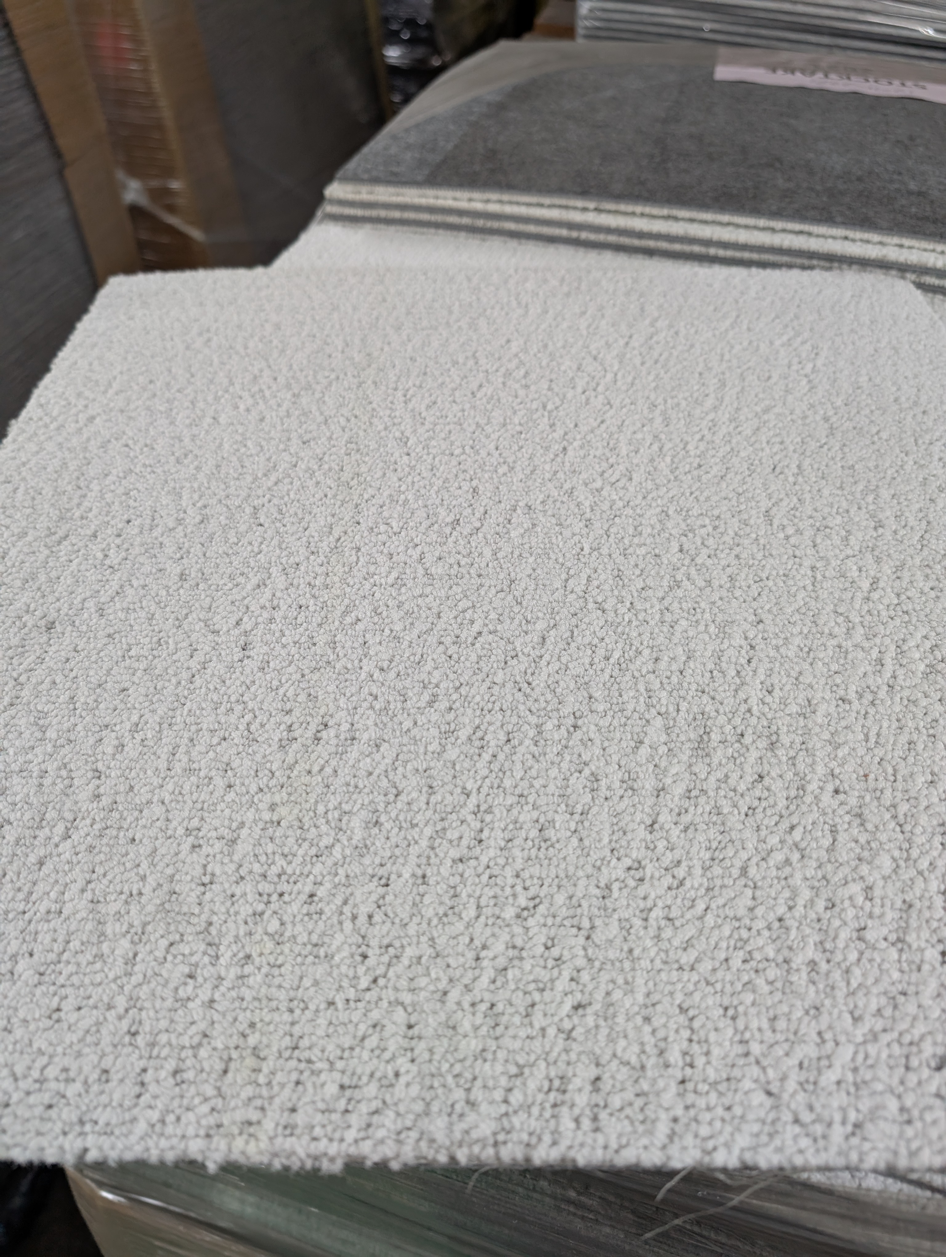  clearance-lines-and-weekly-specials-video product-details ONTERA-KANVAS-CUSHION-BACK-275.71sqm-46cm-X-46cm-CARPET-TILE-SPECIAL-model-1841PXL_20250101_230536467.MP