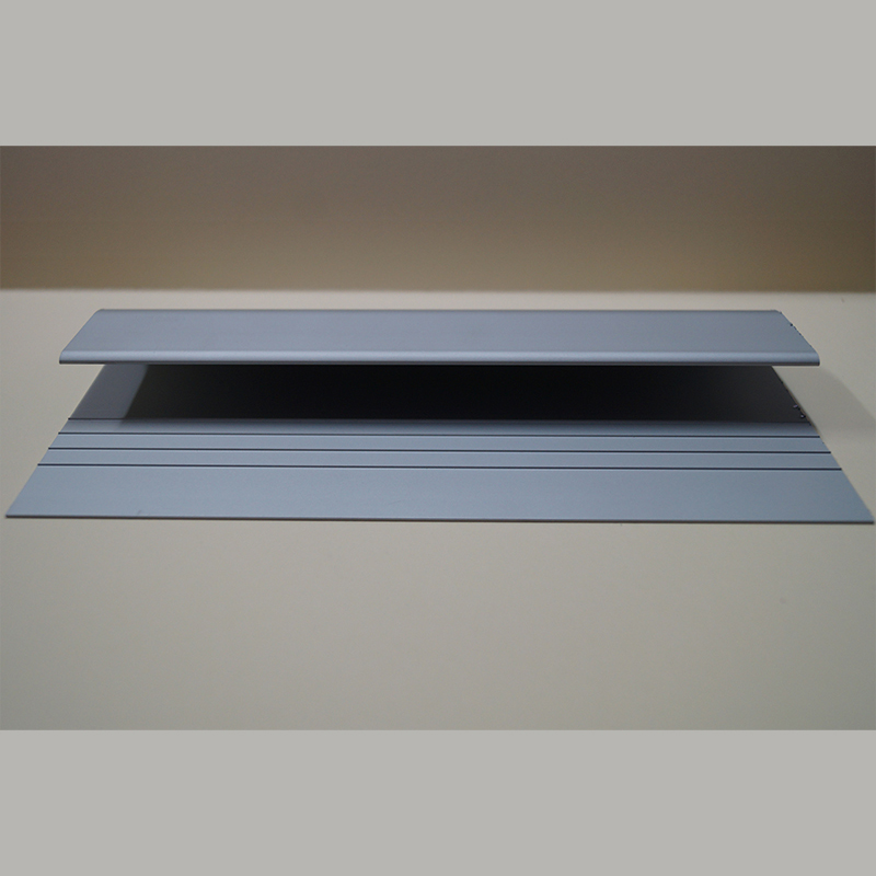  edgings-and-coverstrips product-details ARTIFICIAL-GRASS-TILE-EDGING-$66.00-PER-3.3-METRE-LENGTH-model-ctl-ul-822REAR-VIEW-SQUARE-ON-WS-98002